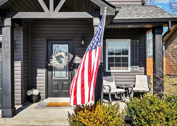 Property Photo:  505 Sourwood Dr  TN 37042 