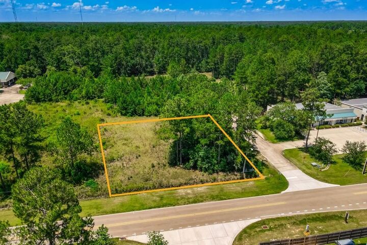 Property Photo:  Lot 10 Commerce Row  LA 70471 