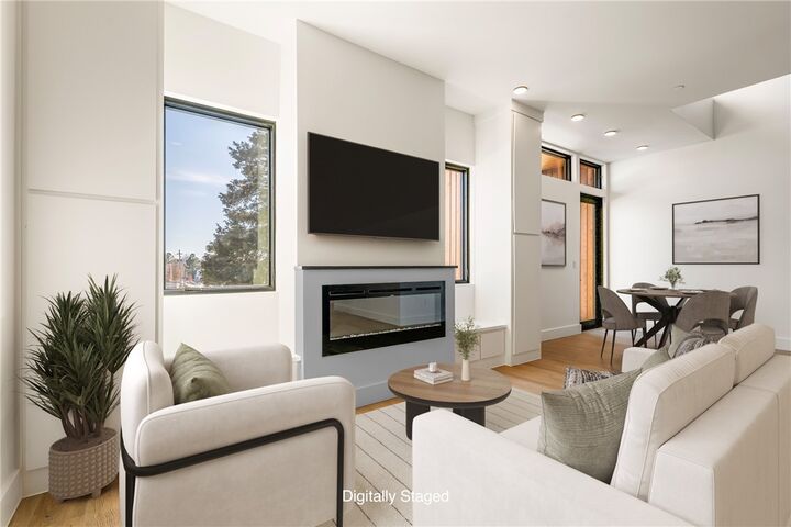 Property Photo: 905 SE 4th 204 AR 72712