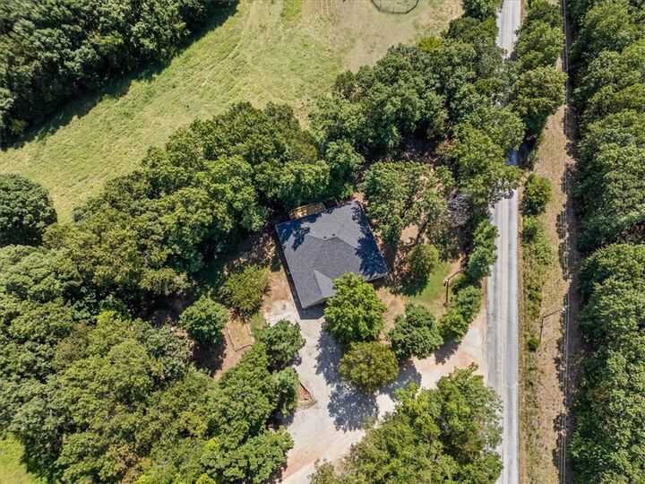 Property Photo: 14241 Horse Shoe Drive AR 72745