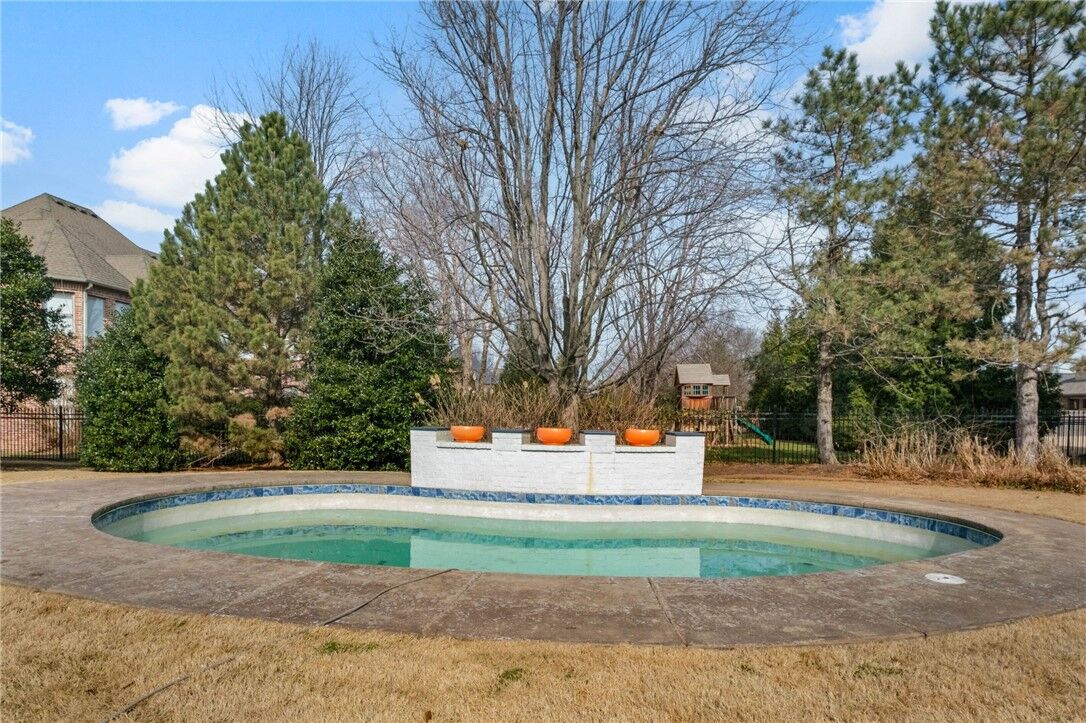 Property Photo:  11 Sherwood Drive  AR 72758 