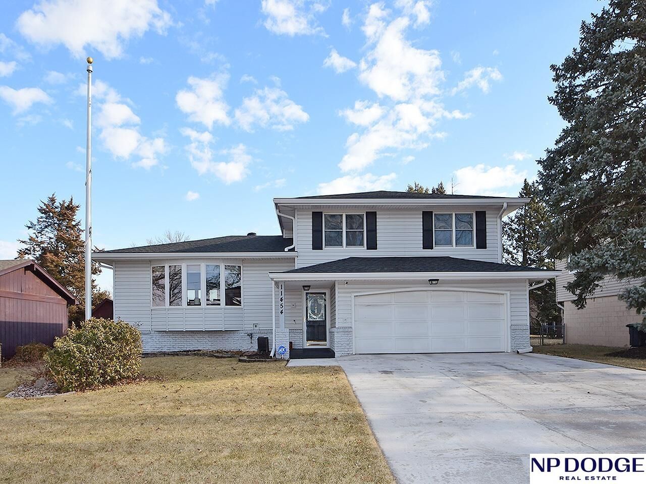 Property Photo:  11454 Queens Drive  NE 68164 