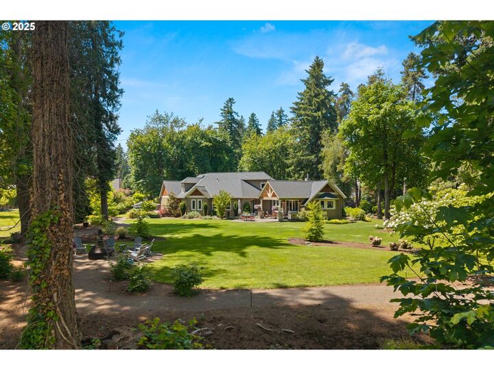 Property Photo:  31678 SW Isle Way Ln  OR 97068 