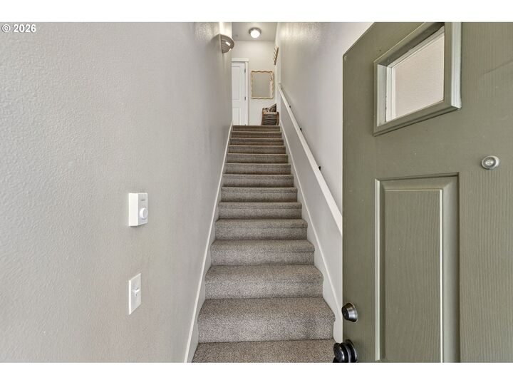 Property Photo: 778 NE Adwick Dr OR 97006