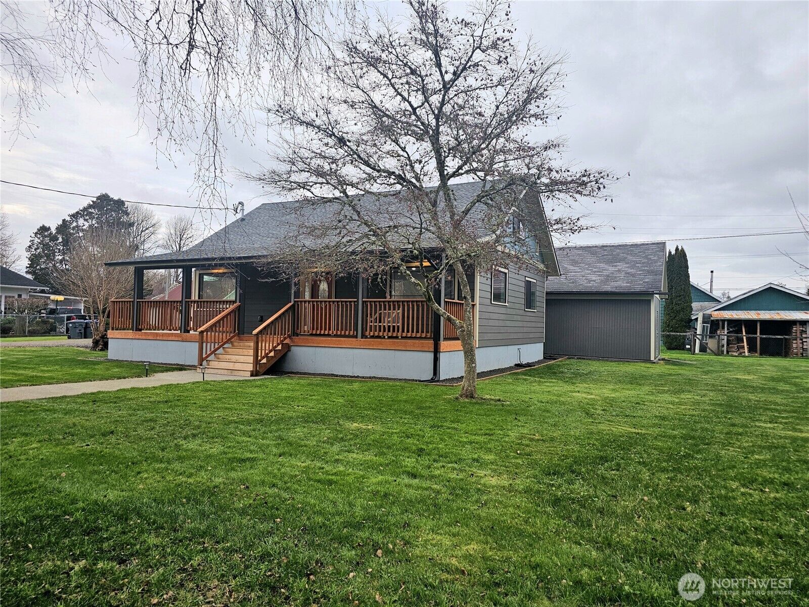 Property Photo:  1128  Stockwell Street  WA 98520 