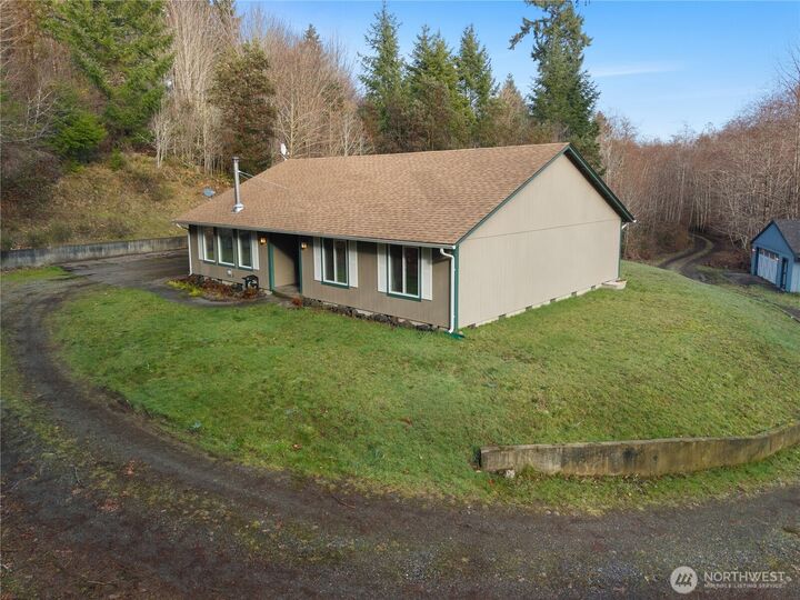 Property Photo: 7219 Gallagher Cove Road NW WA 98502