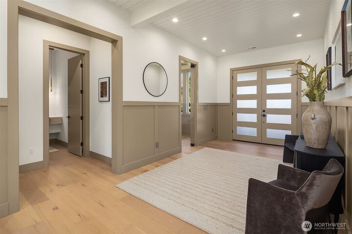 Property Photo:  19902  Broadway Avenue  WA 98296 