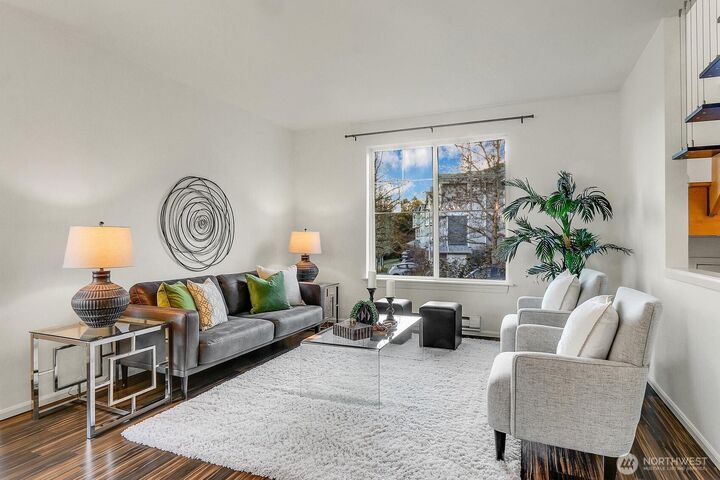 Property Photo:  7004  Holly Park Drive S  WA 98118 