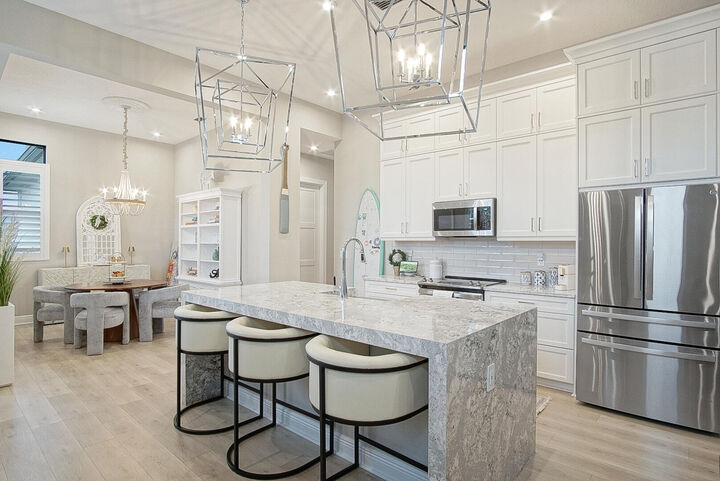 Property Photo: 168 SE Strada Cervaro FL 34952