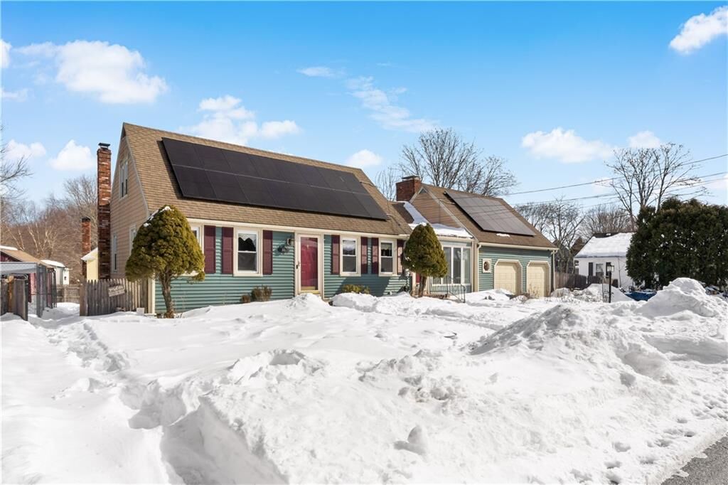 Property Photo:  33 Detroit Avenue  RI 02885 