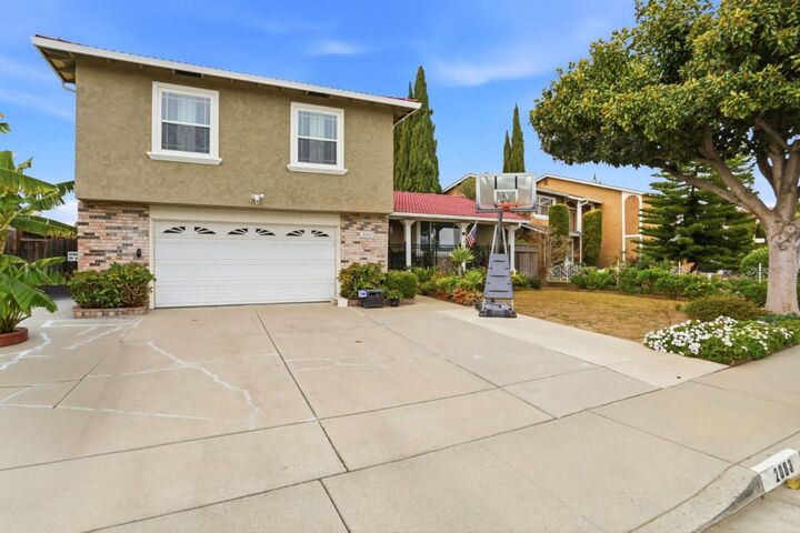 Property Photo: 2083 Bluejacket Way CA 95133