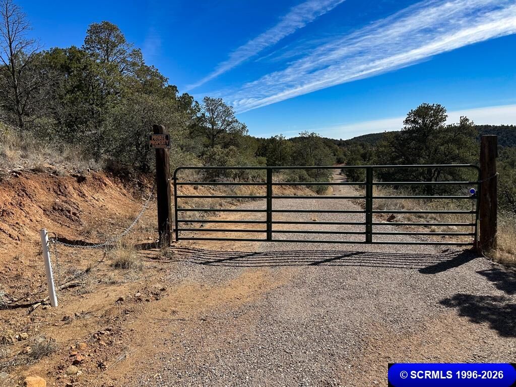 Property Photo:  400 Camino De Viento  NM 88061 