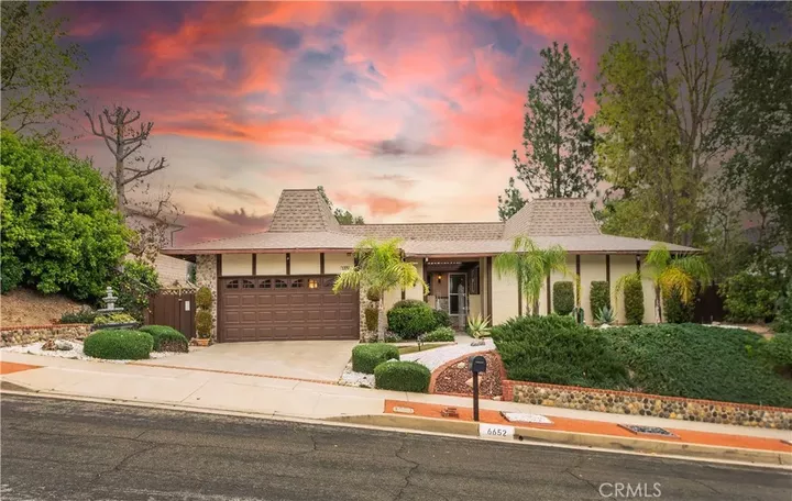 Property Photo: 6652 Daryn CA 91307