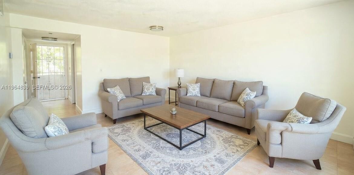 Property Photo: 1850 NE 169th St 209 FL 33162