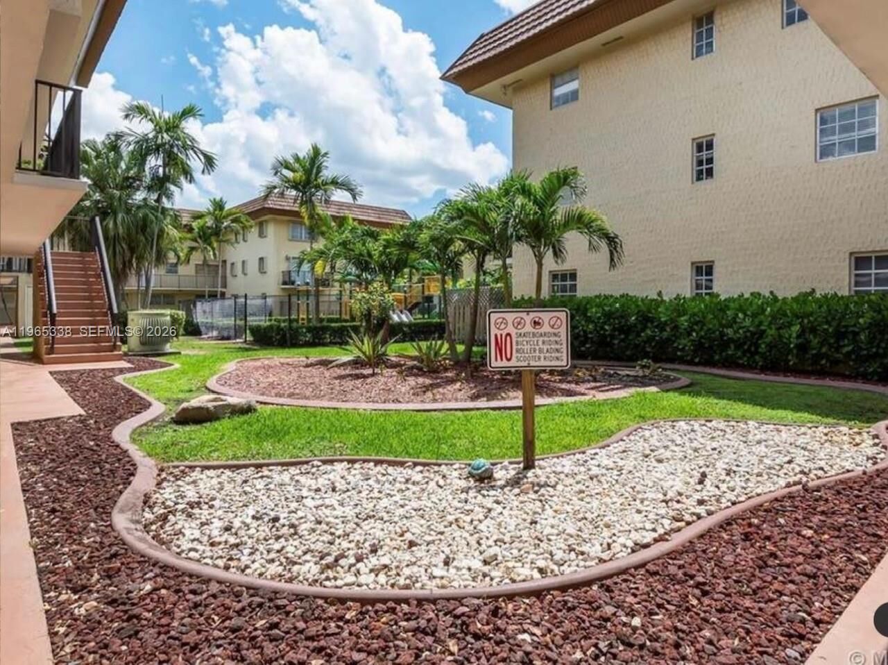 Property Photo: 8500 SW 109th Ave 6-117 FL 33173