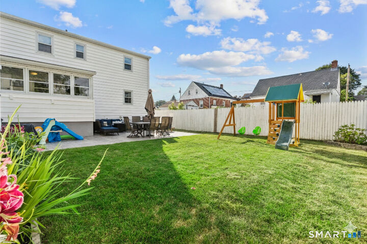 Property Photo:  260 Toilsome Place  CT 06606 