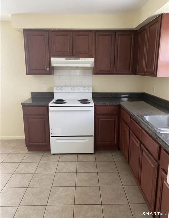 Property Photo:  27 Manila Avenue  CT 06525 