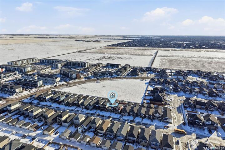Property Photo:  430 Boykowich Street  SK S7W 0S6 