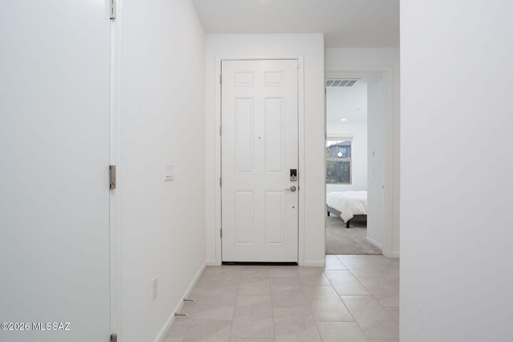 Property Photo: 7912 S Bonanza Park Drive AZ 85747