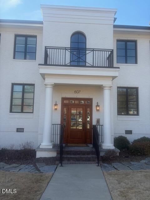 Property Photo:  607 Smedes Place B  NC 27605 