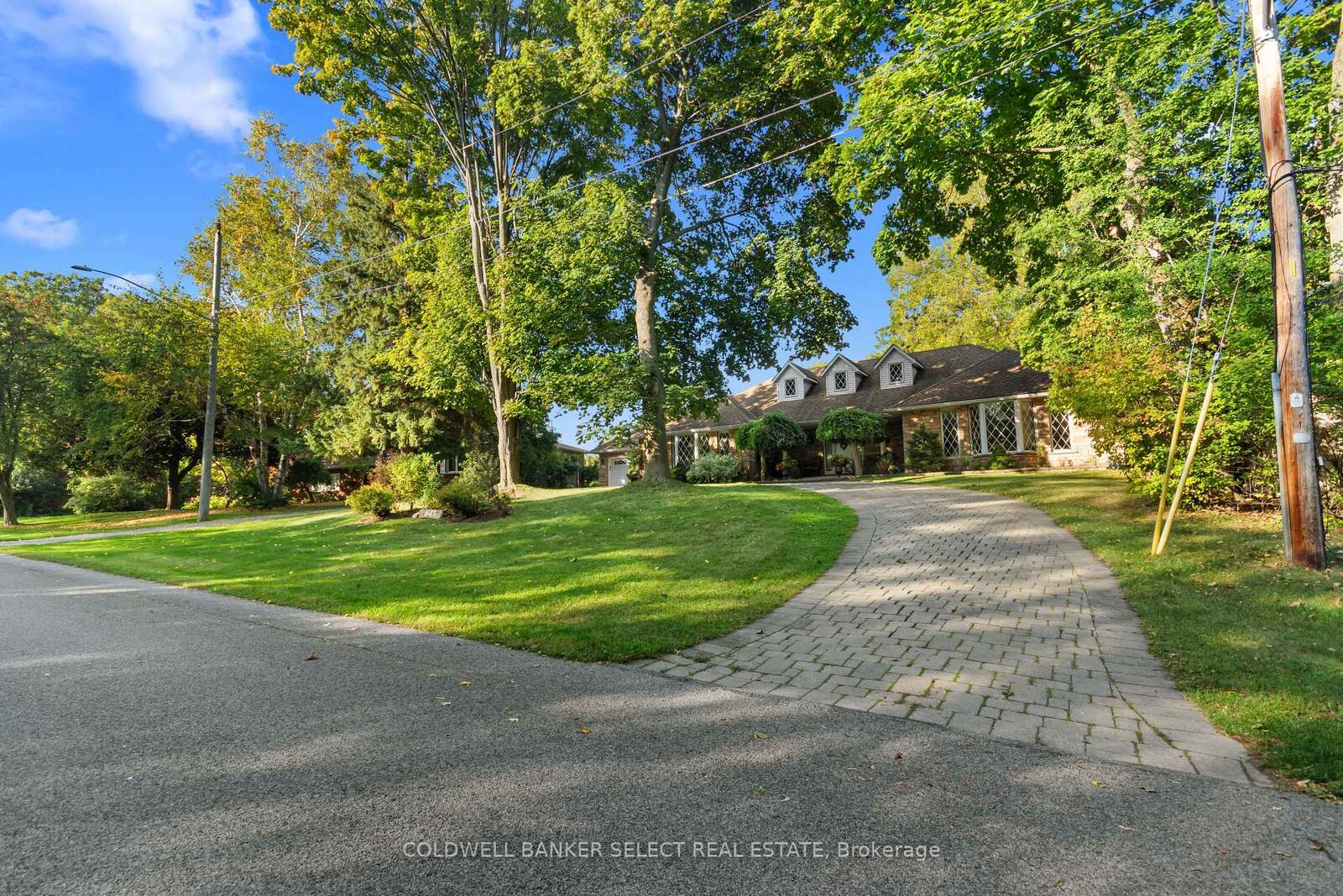 Property Photo:  643 Hendry Lane  ON L9G 3E2 