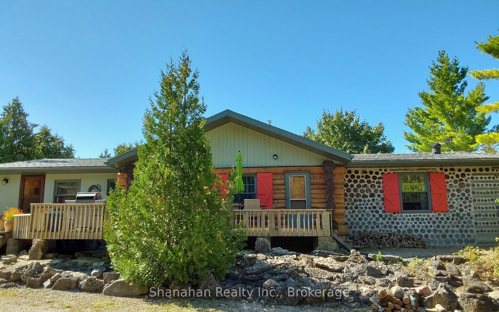 Property Photo: 579 Cape Hurd Road ON N0H 2R0