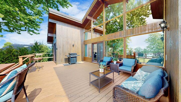 Property Photo: 33 Lake Drive E ON L4P 3E9
