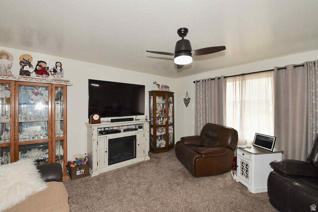 Property Photo: 7841 Peachwood Dr UT 84405
