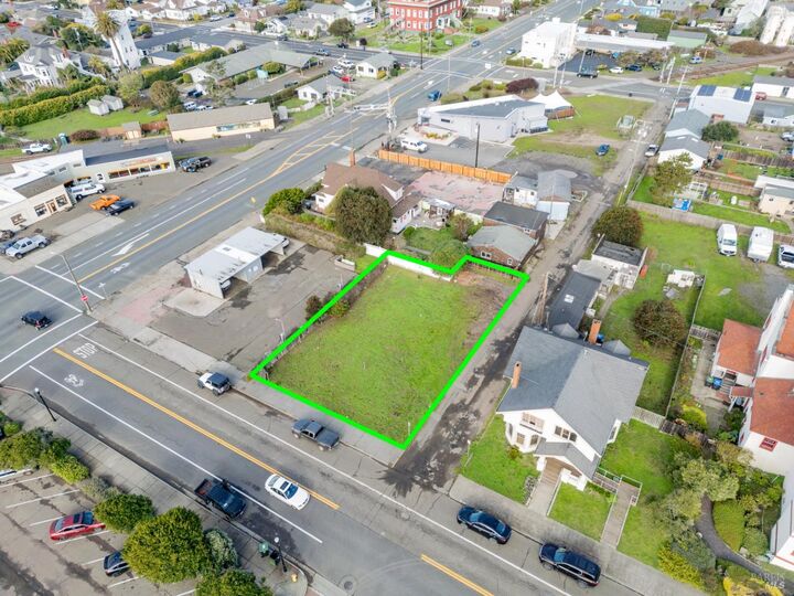 Property Photo: 119 E Pine Street CA 95437