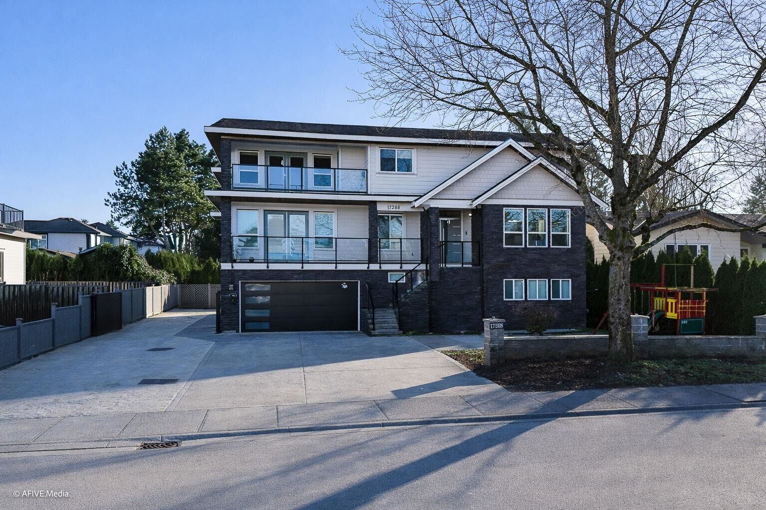 Property Photo: 17268 61A Avenue BC V3S 4V7
