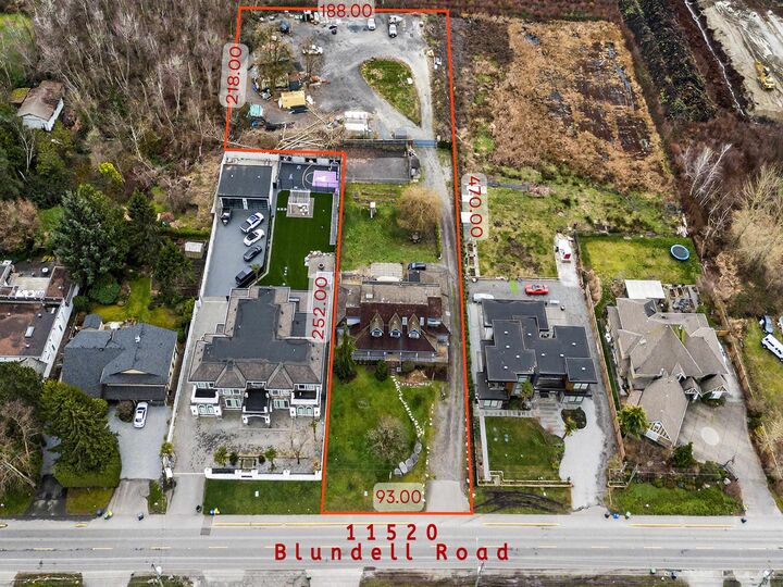 Property Photo: 11520 Blundell Road BC V6Y 1L3