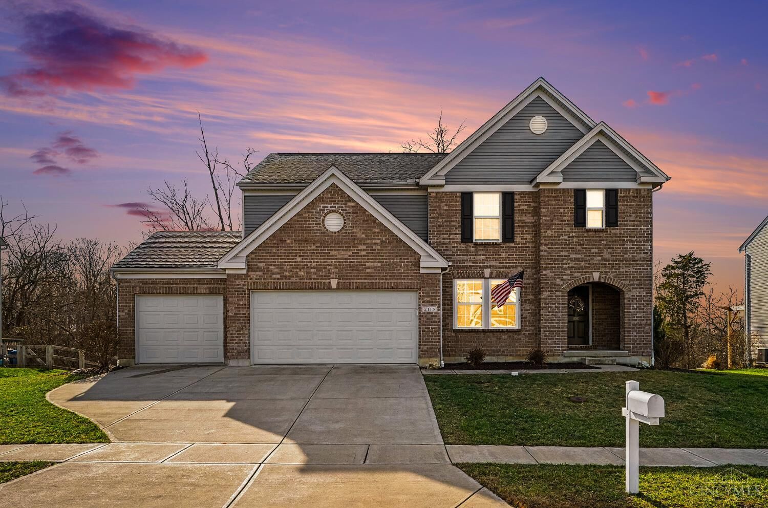 Property Photo: 2115 Crossridge Drive OH 45103