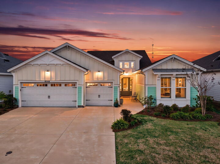 Property Photo:  8518 Flip Flop Court  FL 32413 