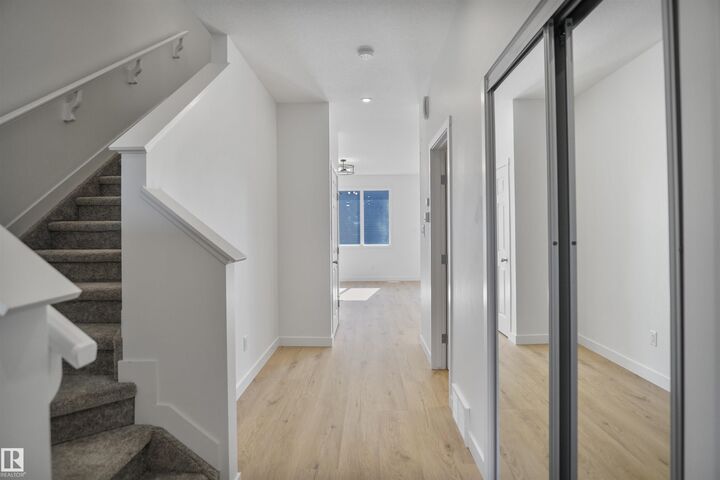 Property Photo:  8464 183 Avenue NW  AB T5Z 0L5 