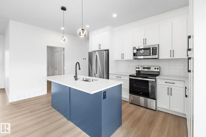 Property Photo:  5109 55 Street  AB T0E 2K0 