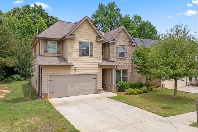 Property Photo:  700 Emporia Loop  GA 30253 