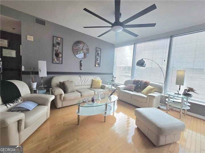 Property Photo:  3338 Peachtree Road NE 601  GA 30326 