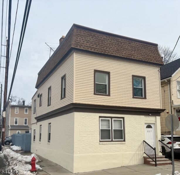 Property Photo:  527 Cary St  NJ 07050 