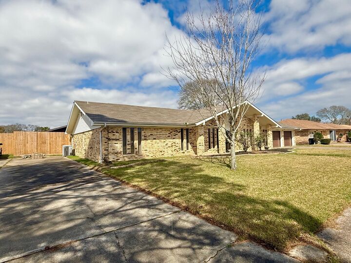 Property Photo:  3160 Galewood Lane  TX 77651 