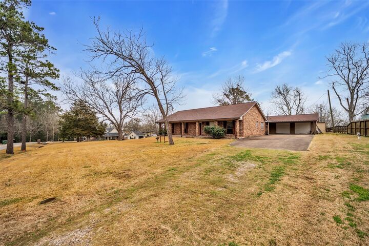 Property Photo: 43 Pecan Lane TX 77535