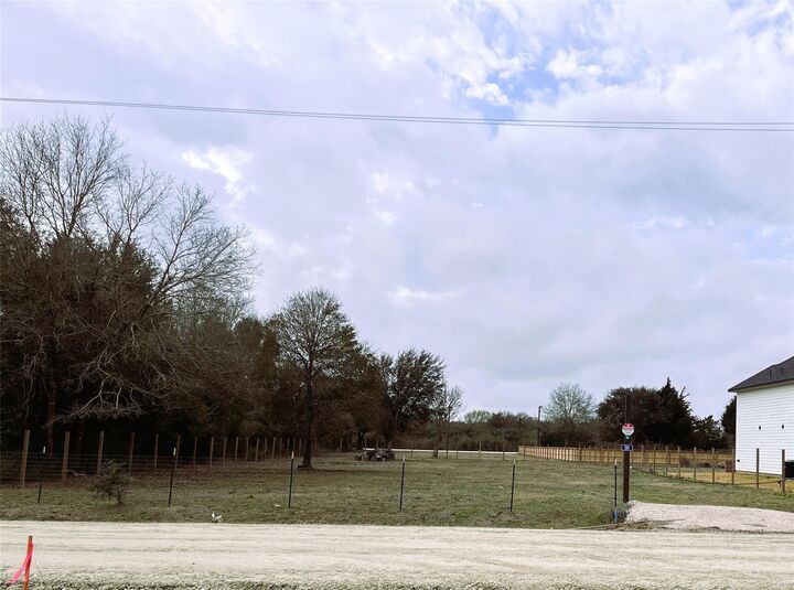 Property Photo:  516 Oleander Street  TX 77484 