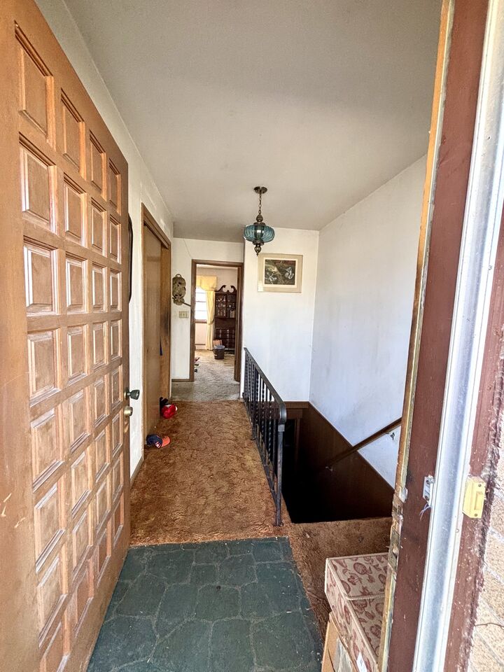 Property Photo: 1915 Bel Air Drive IA 50010