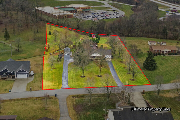 Property Photo: 1052 Briarwood Way KY 40342