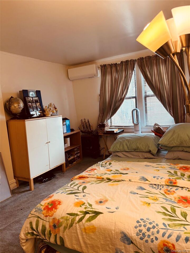 Property Photo:  2555 Westervelt Avenue  NY 10469 