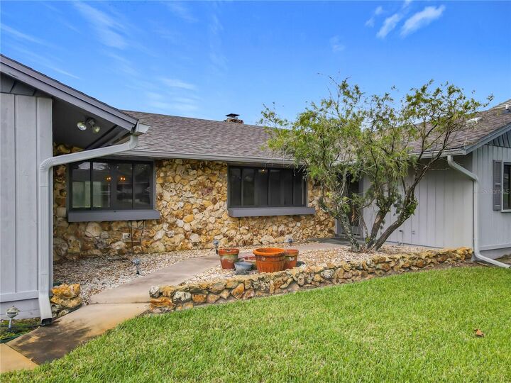 Property Photo:  1066 Clubhouse Boulevard  FL 32168 