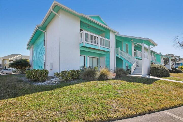 Property Photo:  455 Alt 19 S 42 &Amp 46  FL 34683 