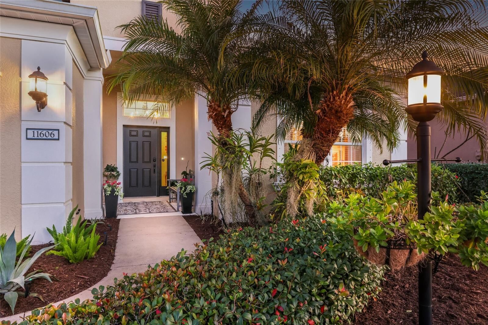 Property Photo:  11606 Griffith Park Terrace  FL 34211 