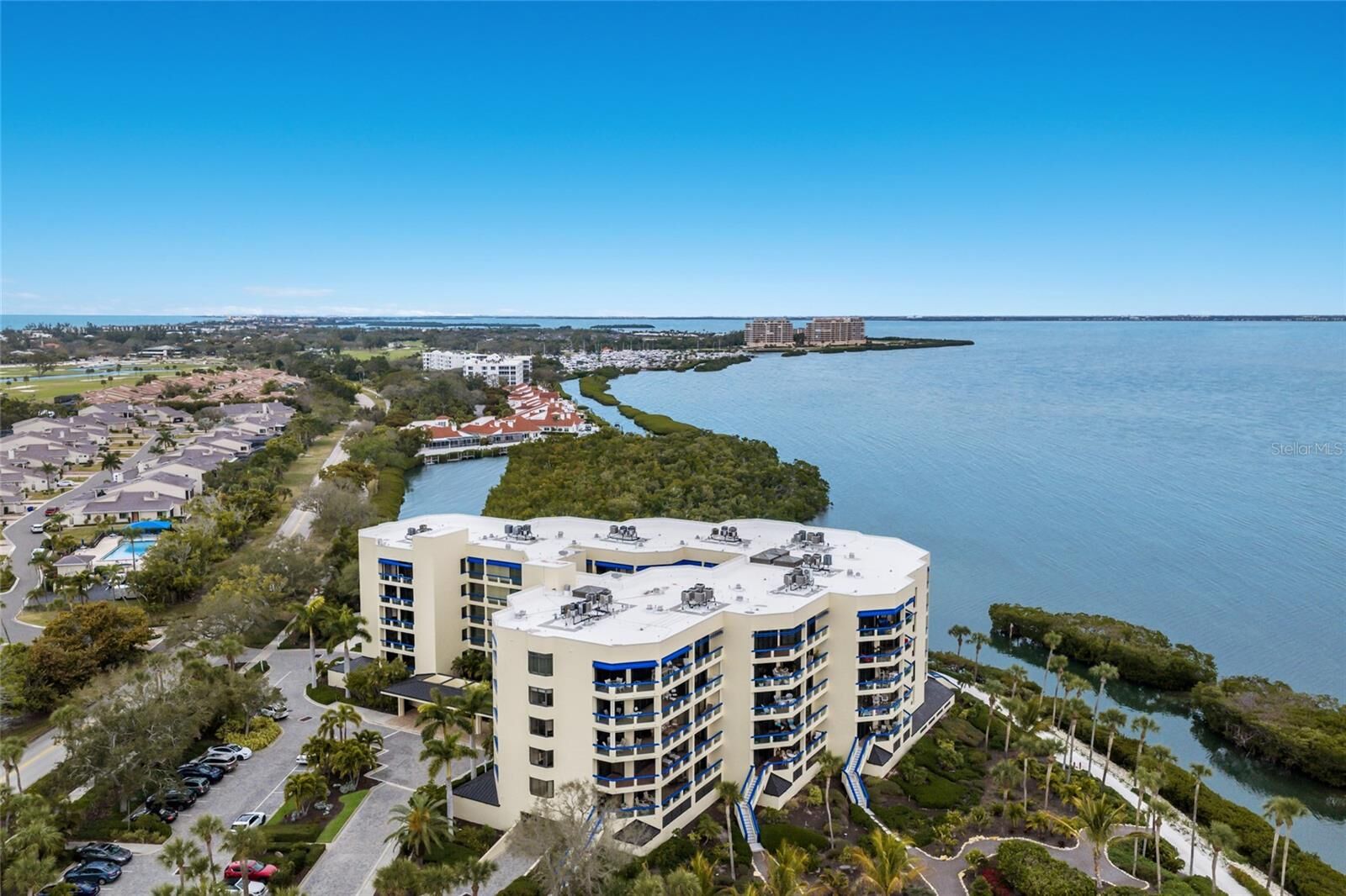 Property Photo:  2120 Harbourside Drive 628  FL 34228 