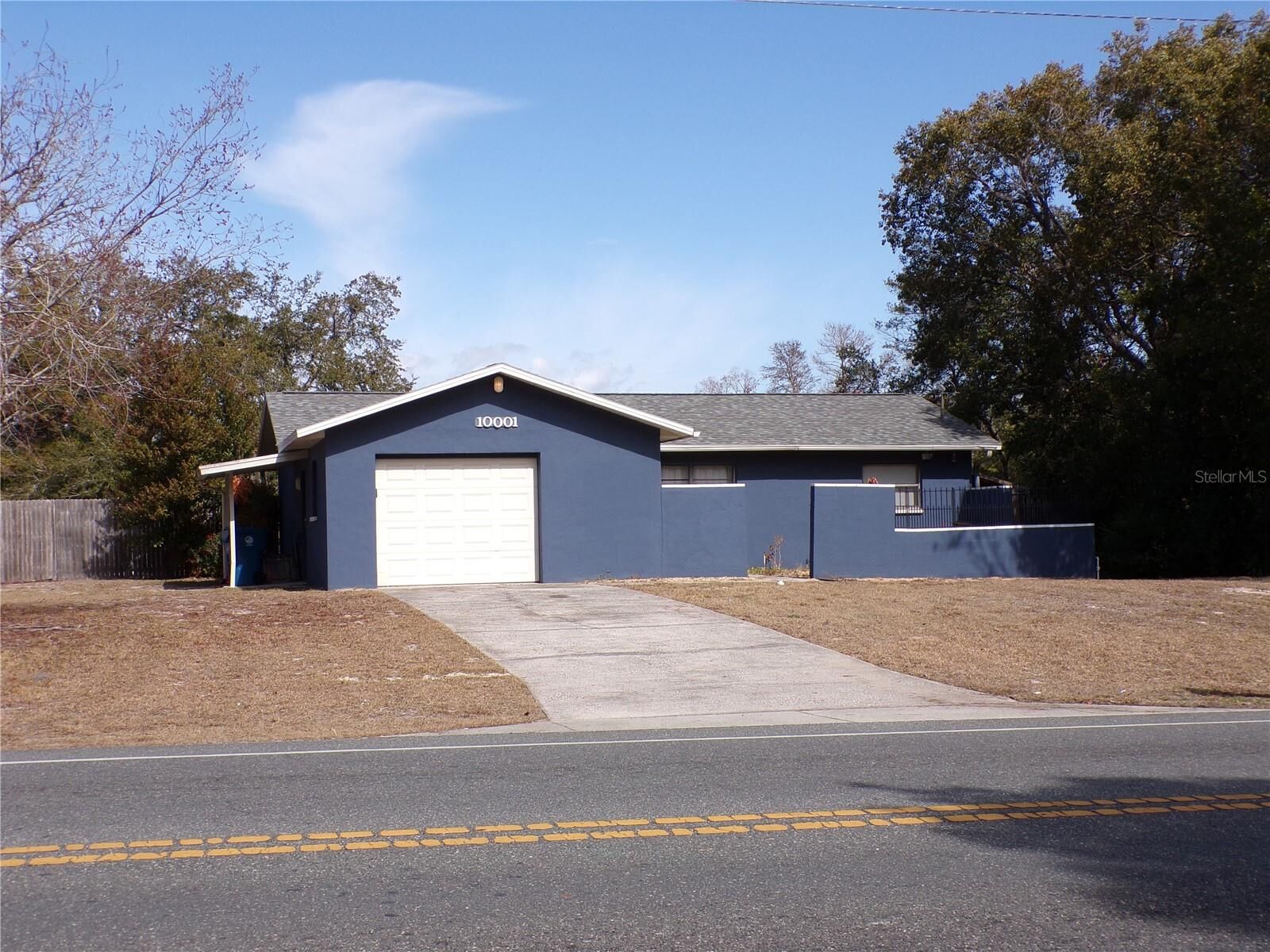 Property Photo:  10001 Elgin Boulevard  FL 34608 