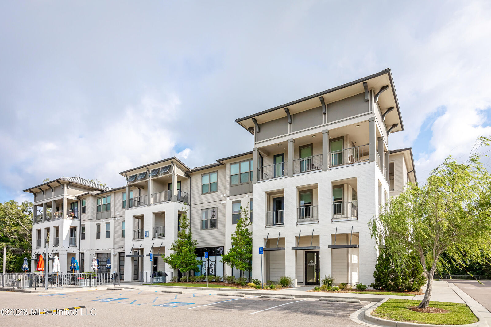 Property Photo: 2501 Bienville Boulevard MS 39564